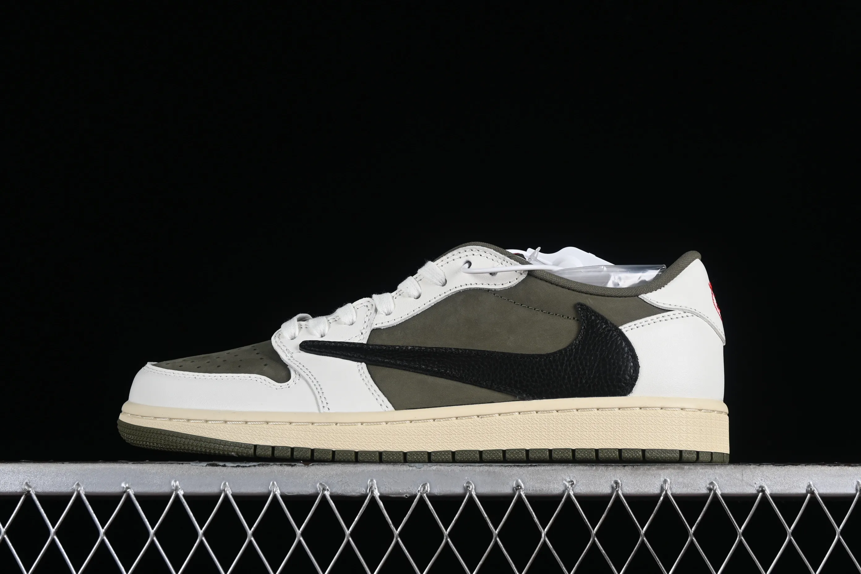 All categories Air Jordan Jordan series basketball shoes Air Jordan 1 Low Travis Scott x Air Jordan 1 Low OG AJ1 Joe 1 undercut low DM7866-200
